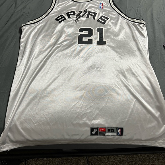 pre owned Nike vtg dri fit Spurs  Duncan silver jersey size 60 men's Rare!  #52 - Picture 2 of 6